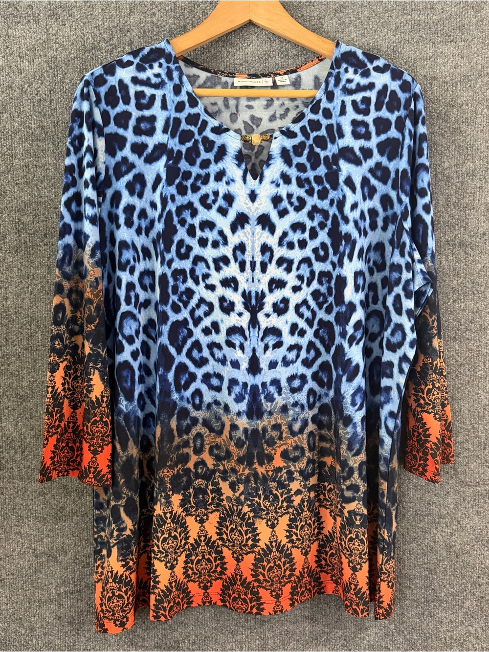 Susan Graver Womens 1X Liquid Knit Top Animal Print 3/4 Sleeve Blue Orange